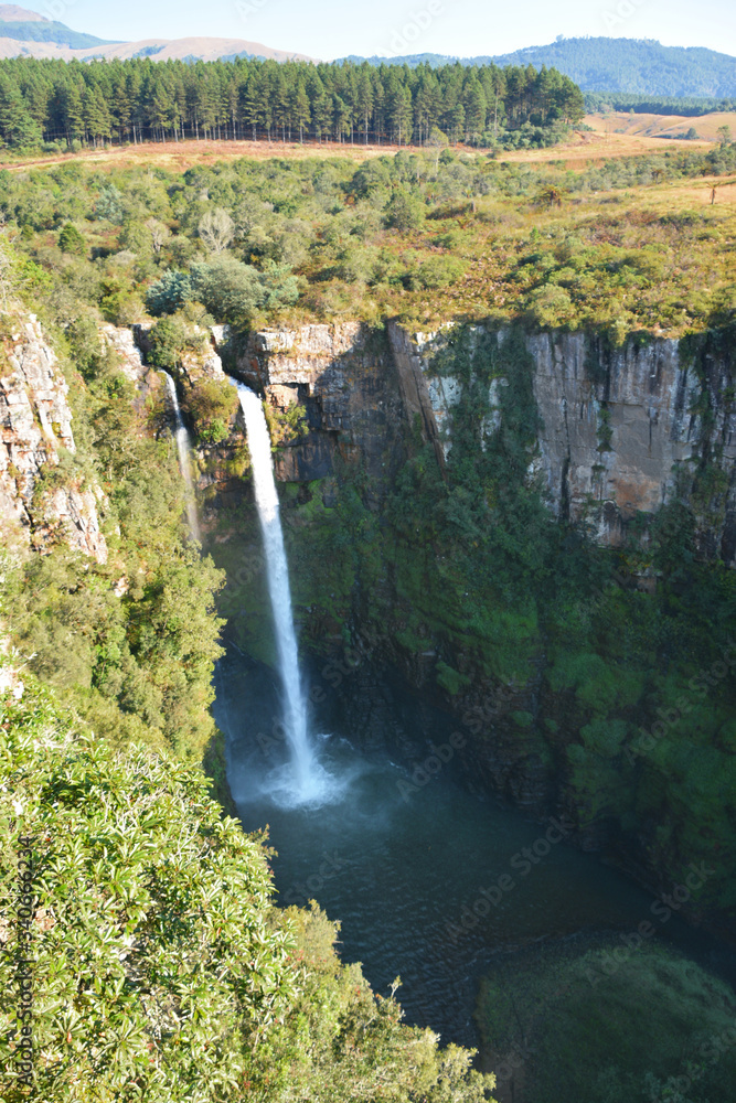 Wodospad Macmac rzeki Blyde w południowej Afryce RPA - obrazy, fototapety, plakaty 