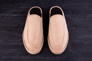 Home slippers made of natural leather, multicolored, different size and different color