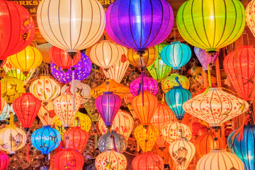 Wall Mural - Paper lanterns on the streets of old Asian town, Hoi An, Vietnam