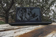 © Camilo - Trabajo con Notebook en Naturaleza por Cuarentena / Home Office