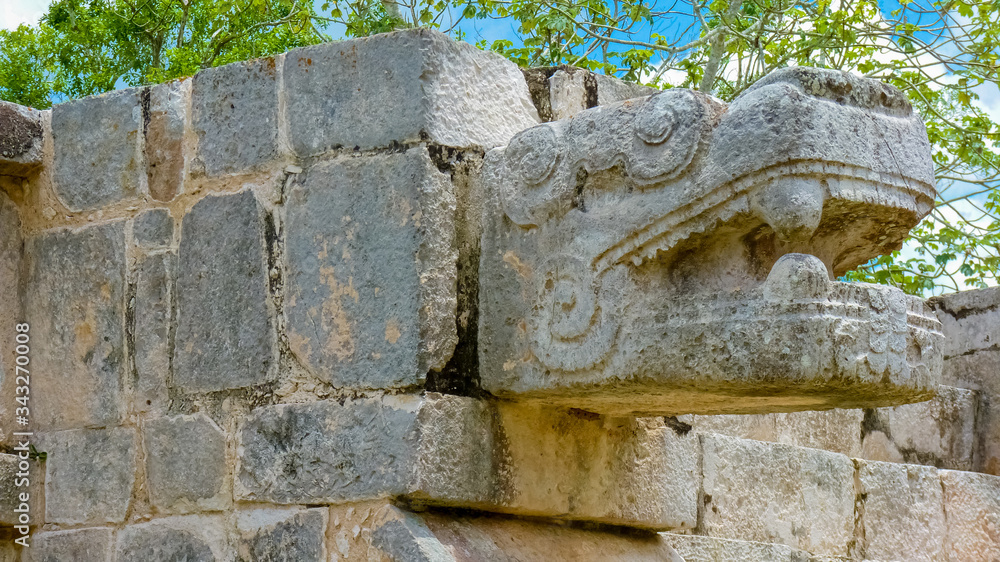 Kukulkan pyramid in Chichen Itza on the Yucatan Peninsula, Mexico Stock ...