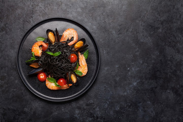 Wall Mural - Black seafood spaghetti pasta