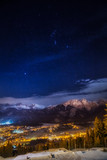 Fototapeta Kosmos - Zimowa noc pod Tatrami, widok na Zakopanem i Giewont