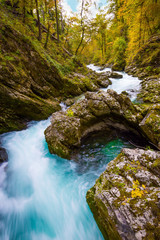 Canvas Print - The steep cliffs