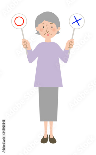 の札を持って クイズに答えるおばあちゃんのベクターイラスト Stock Illustration Adobe Stock