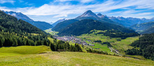 Mountains Surrounding The Austrian Village Nauders. Both Italy (the Italian Region Alto Adige Is Connected By The Resia Pass) And Switzerland (the Canton Of Graubünden) Are Close