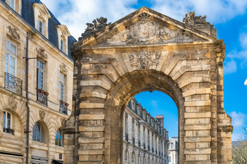 Wall Mural - Bordeaux, the beautiful Dijeaux gate, ancient monument 
