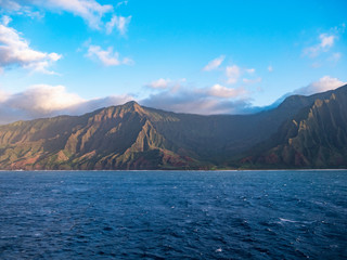 Wall Mural - The Na Pali Coast State Park is a Hawaiian state park located northwest side of Kauai, the oldest inhabited Hawaiian island. It is touted as one of the most beautiful places on earth.