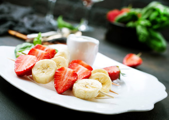 Canvas Print - banana with strawberry