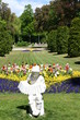 Zirndorf Park Stadtpark Zimmermannspark Stadt Wiese Rasen Blumen Bayern Quetschnmännla Ziehharmonika Junge Skulptur Zirndorfer Flüchtlinge Figur Zimmermann Mittelfranken Ankerzentrum Stadtfest