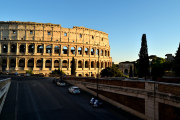 view of the colosseum without tourists due to the phase 2 of lockdown