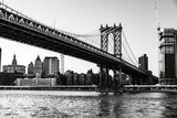 Fototapeta Nowy Jork - Low Angle View Of Suspension Bridge