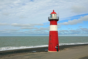 Leuchtturm IJzeren torentje bei Westkapelle, Niederlande