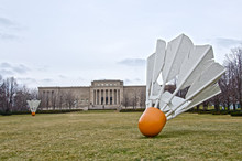 Giant Shuttlecock At Nelson Adkins Museum Of Art