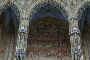 Wall Mural - detailed facade of the church of Ulm Cathedral