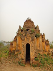 Poster - Ruinas en Inle lake 