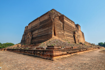 Wall Mural - monumental uncompleted stupa Pahtodawgyi Paya destroyed by earthquake in Mingun Mandalay, Myanmar (Burma) on Western bank of Irrawaddy river on the background of blue sky