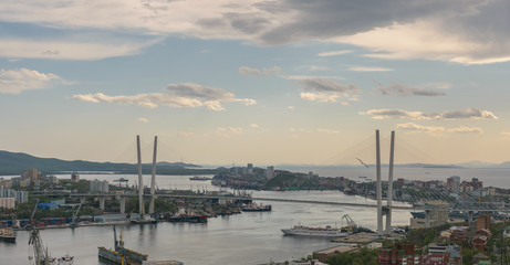 Fototapete - Vladivostok cityscape at sunset view.
