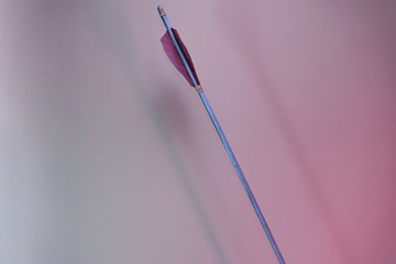 Poster - Old green arrow in the color light. Beautiful old arrows minimal in neon light. Minimalism retro style concept. Background pattern for design..