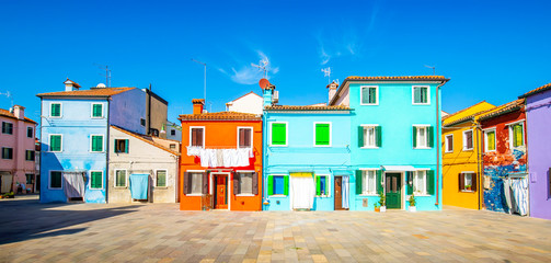 Fototapete - Colorful houses on Burano island, Venice, Italy