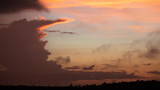 Fototapeta Na drzwi - Sunset clouds