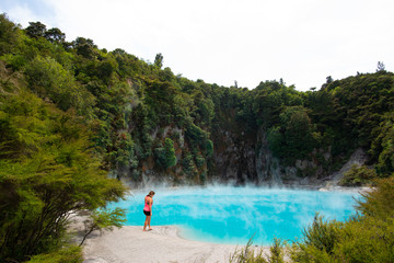 rotorua geothermal lake