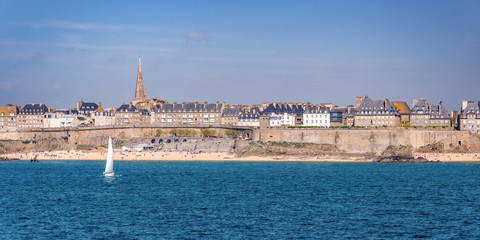 Wall Mural - Panoramic seaside view of Saint Malo, Brittany, France