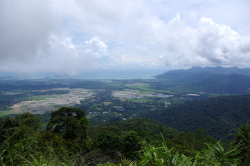 Wall Mural - vue depuis la montagne Gunung Raya sur l'île de Langkawi en malaisie 