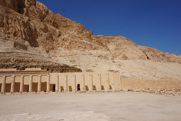 Wall Mural - temple of queen Hatsepsut