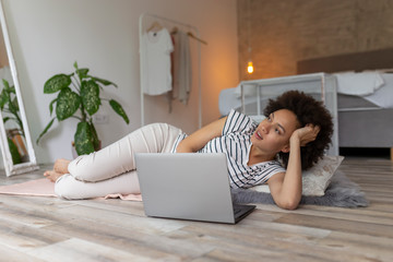 Sticker - Woman using a laptop computer