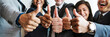 © rawpixel.com - Businesspeople doing a thumbs up together