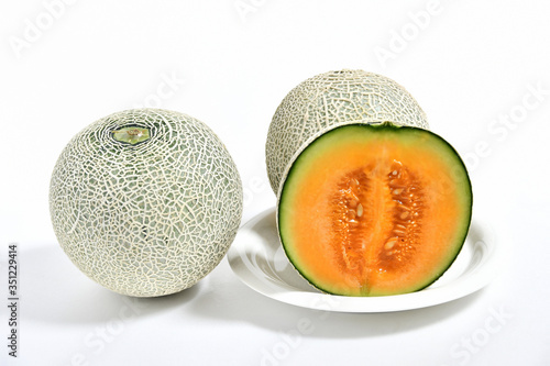 白背景のクインシーメロン Buy This Stock Photo And Explore Similar Images At Adobe Stock Adobe Stock