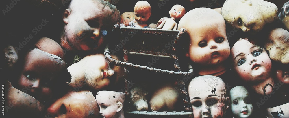 Full Frame Shot Of Abandoned Dolls - obrazy, fototapety, plakaty 
