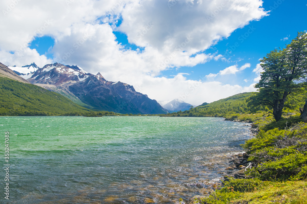 Laguna Nieta lake in Los Glaciares National park in Argentina - obrazy, fototapety, plakaty 