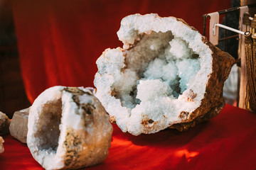 Wall Mural - Goa, India. Indian Geodes Geode. Stones On Local Goa Market. Popular Souvenirs From India. Geological Secondary Formations Within Sedimentary And Volcanic Rocks