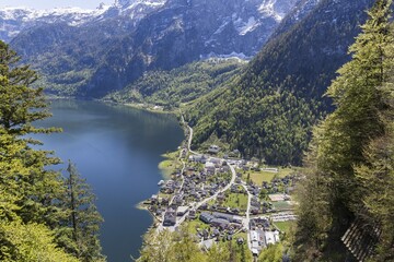 Poster - Hallstatt, the most beautiful lake-side town