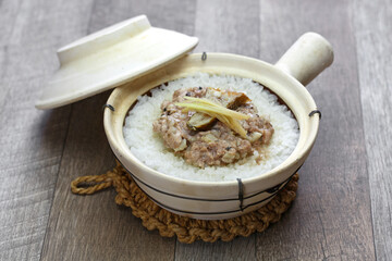 Wall Mural - rice in clay pot, steamed minced pork with salted fish, chinese cantonese traditional cuisine