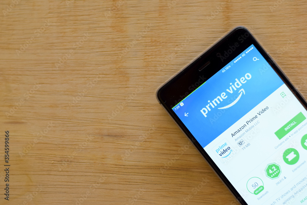 Amazon Prime Video dev app on Smartphone screen. Amazon is a freeware ...