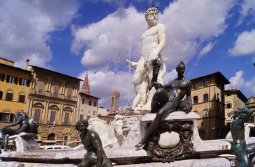 Wall Mural - Fountain of Neptune in Signoria square, Florence, Italy