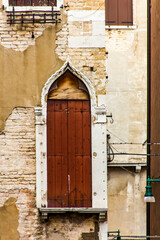 Wall Mural - Traditional widow on building in Venice, Italy