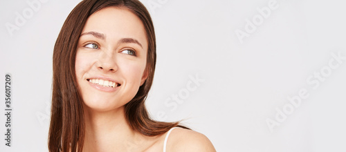 Cuadros en Lienzo Young beauty facial portrait