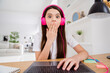 © deagreez - Close up photo portrait of amazed astonished small hispanic girl using moden technology wi-fi connection netbook to talk to her girlfriend via video conference