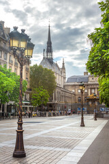Wall Mural - place louis lepine, paris