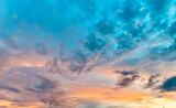 Fototapeta Zachód słońca - fréjus ciel nuage couché de soleil soir var nature orange bleu bleuté avant orage