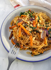 Poster - Peanut sauce noodles with veggies