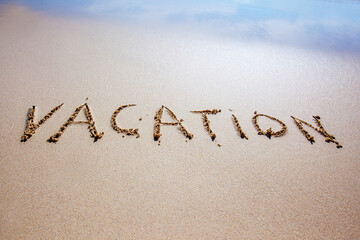 Canvas Print - Vacation written on beach