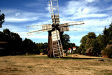 Stary wiatrak położony w Muzeum Rolnictwa w Ciechanowcu, województwo podlaskie