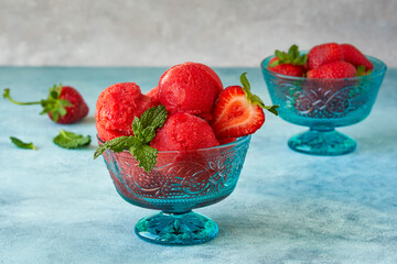 Poster - Strawberry ice cream , sorbet in bowl with mint leaves