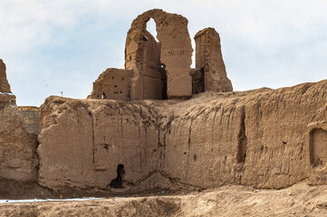 Wall Mural - It's Clay fortress ruins in Kashan province of Iran