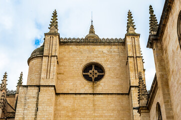 Wall Mural - It's Segovia Cathedral, a Roman Catholic religious church in Segovia, Spain.